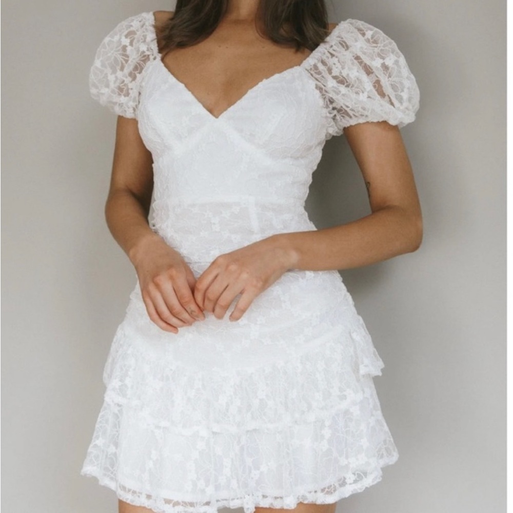 White Selfie Leslie Dress